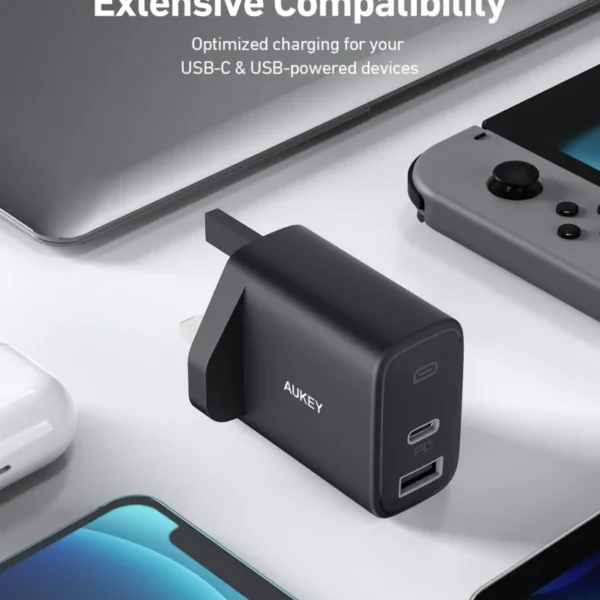 AUKEY Charger Dual Port Type C USB A 32W PD 3.0 Fast Charging PA-F3S