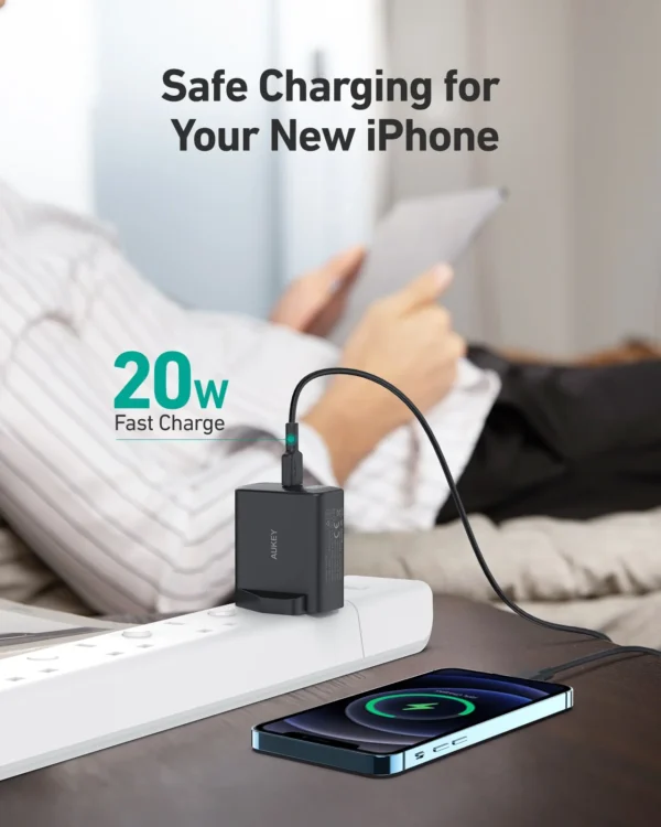 AUKEY Charger Dual Port Type C USB A 32W PD 3.0 Fast Charging PA-F3S - Gambar 8